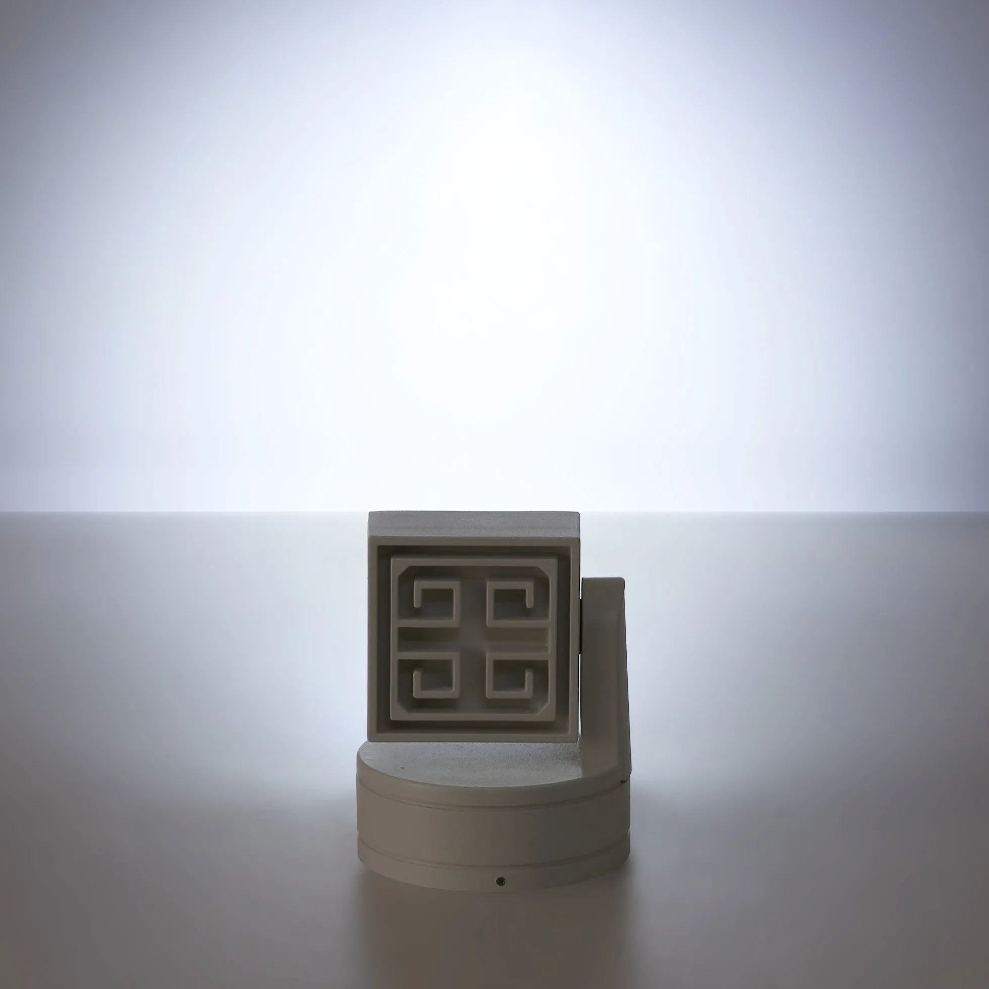 Aplique techo LED cuadrado orientable 8W - CCT - UGR18 - Chip OSRAM - Driver KGP