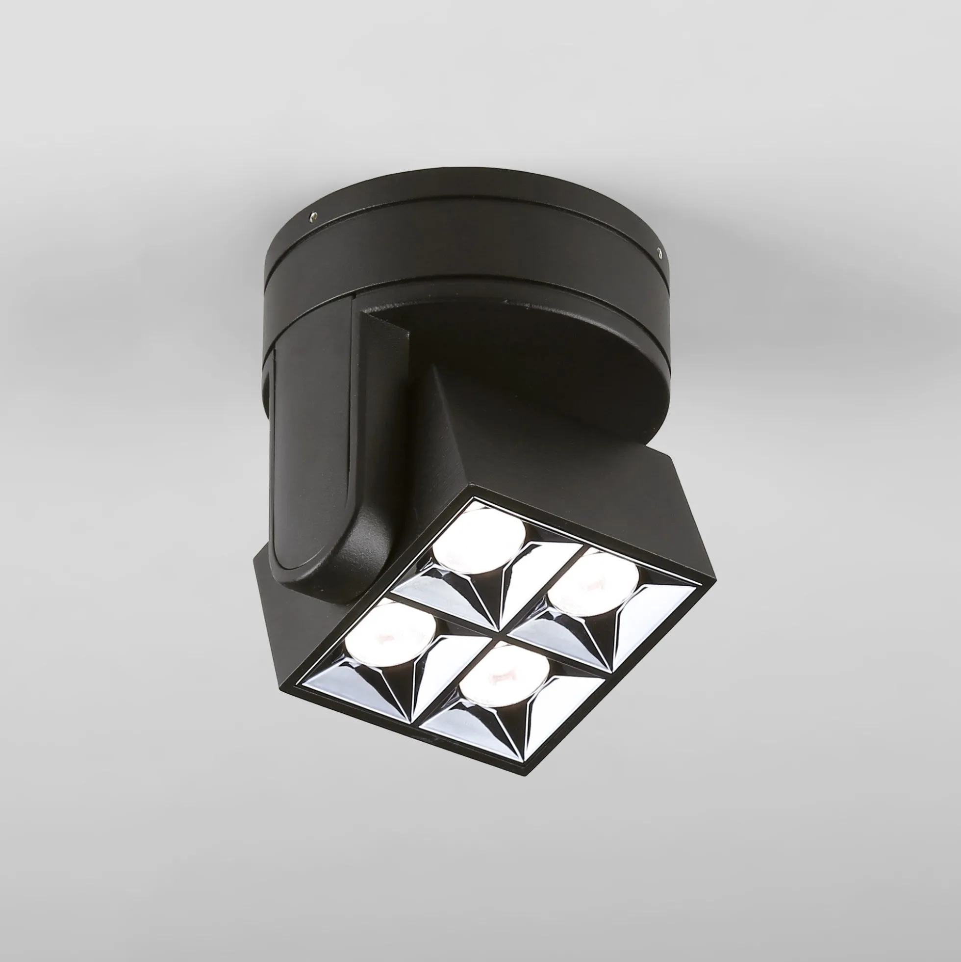 Aplique techo LED cuadrado orientable 8W - CCT - UGR18 - Chip OSRAM - Driver KGP