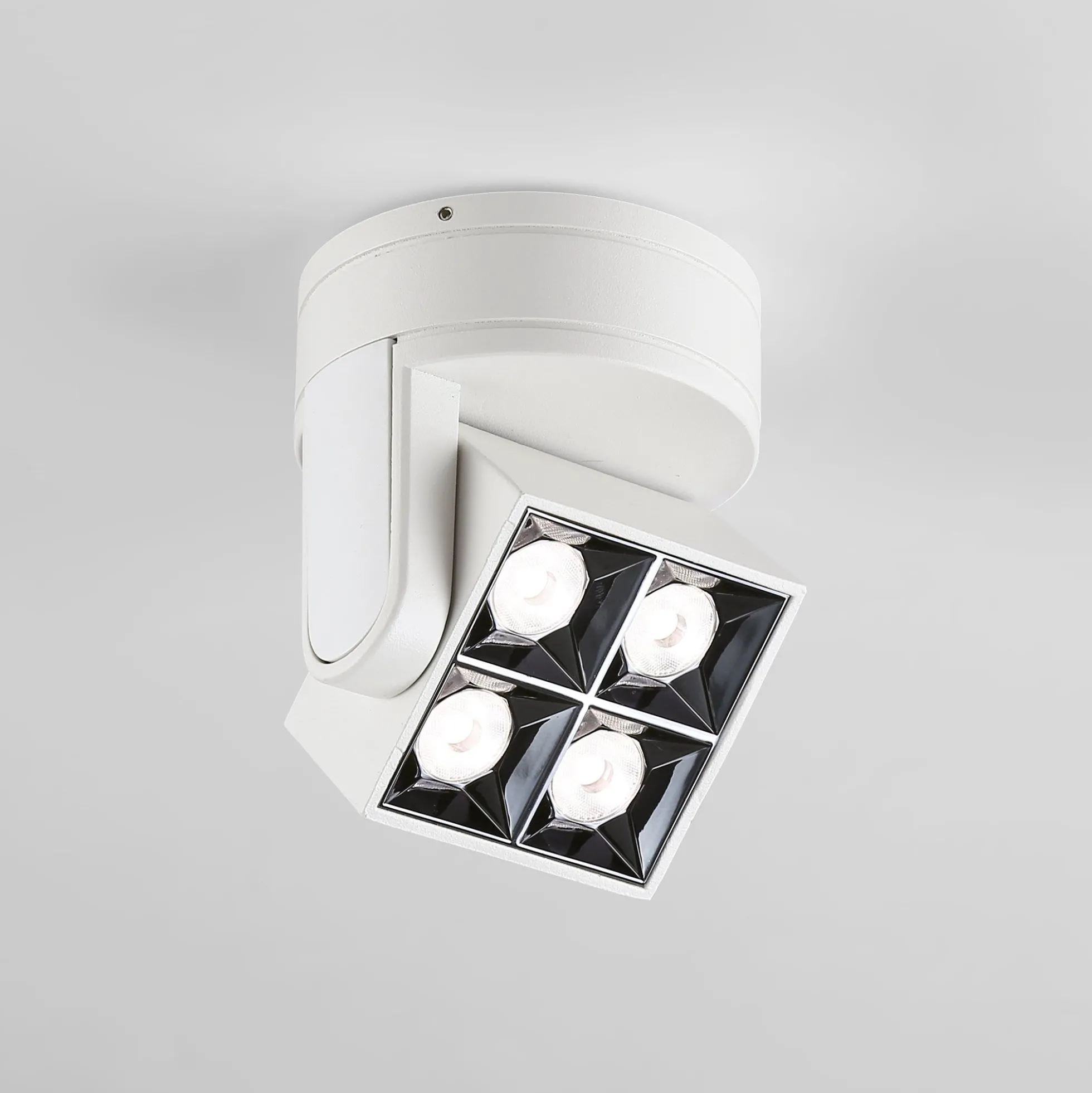 Aplique techo LED cuadrado orientable 8W - CCT - UGR18 - Chip OSRAM - Driver KGP