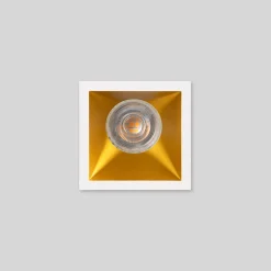 Aro downlight empotrable cuadrado - Bajo UGR - Corte 75 x 75mm