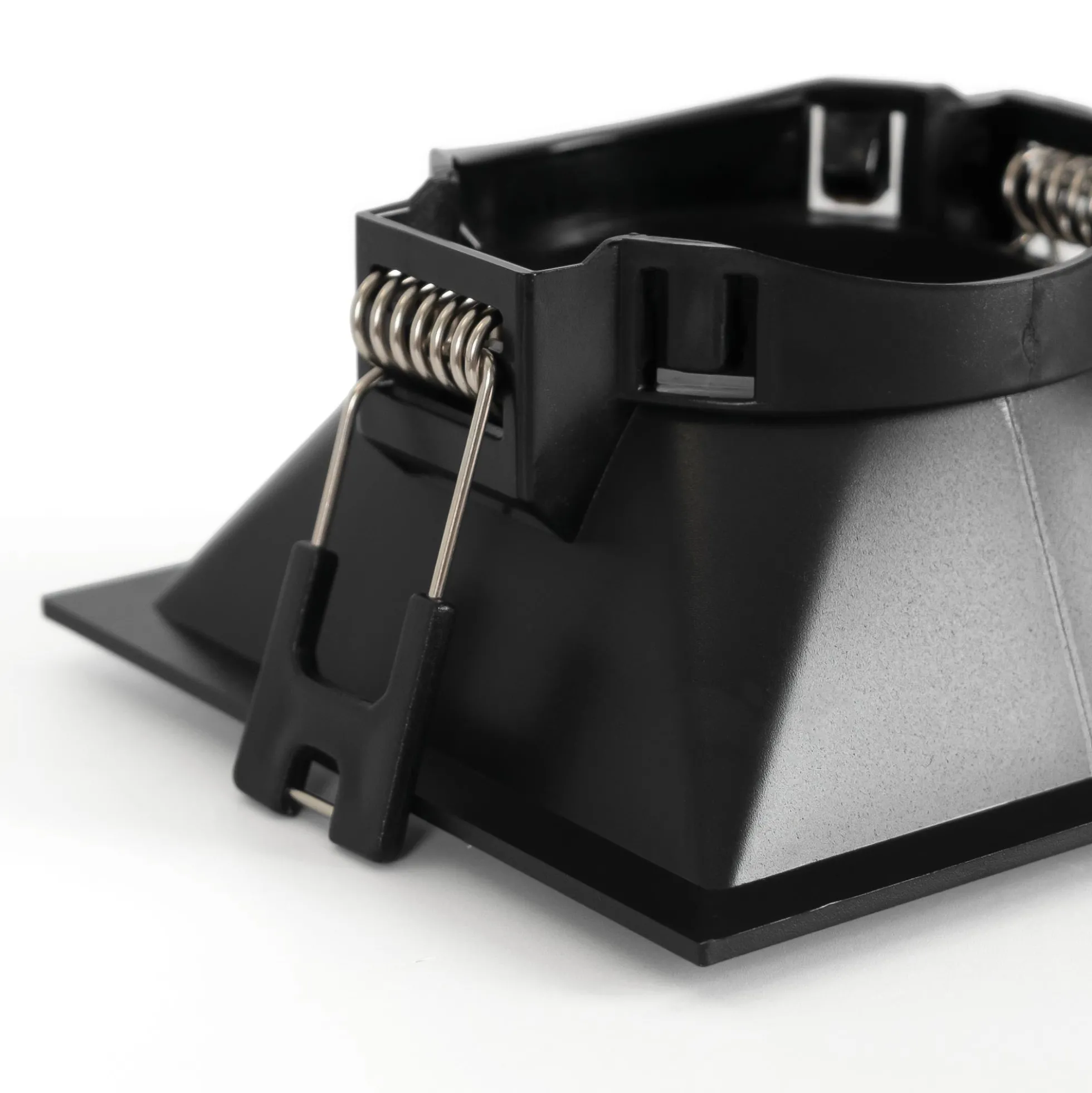 Aro downlight empotrable cuadrado - Bajo UGR - Corte 75 x 75mm