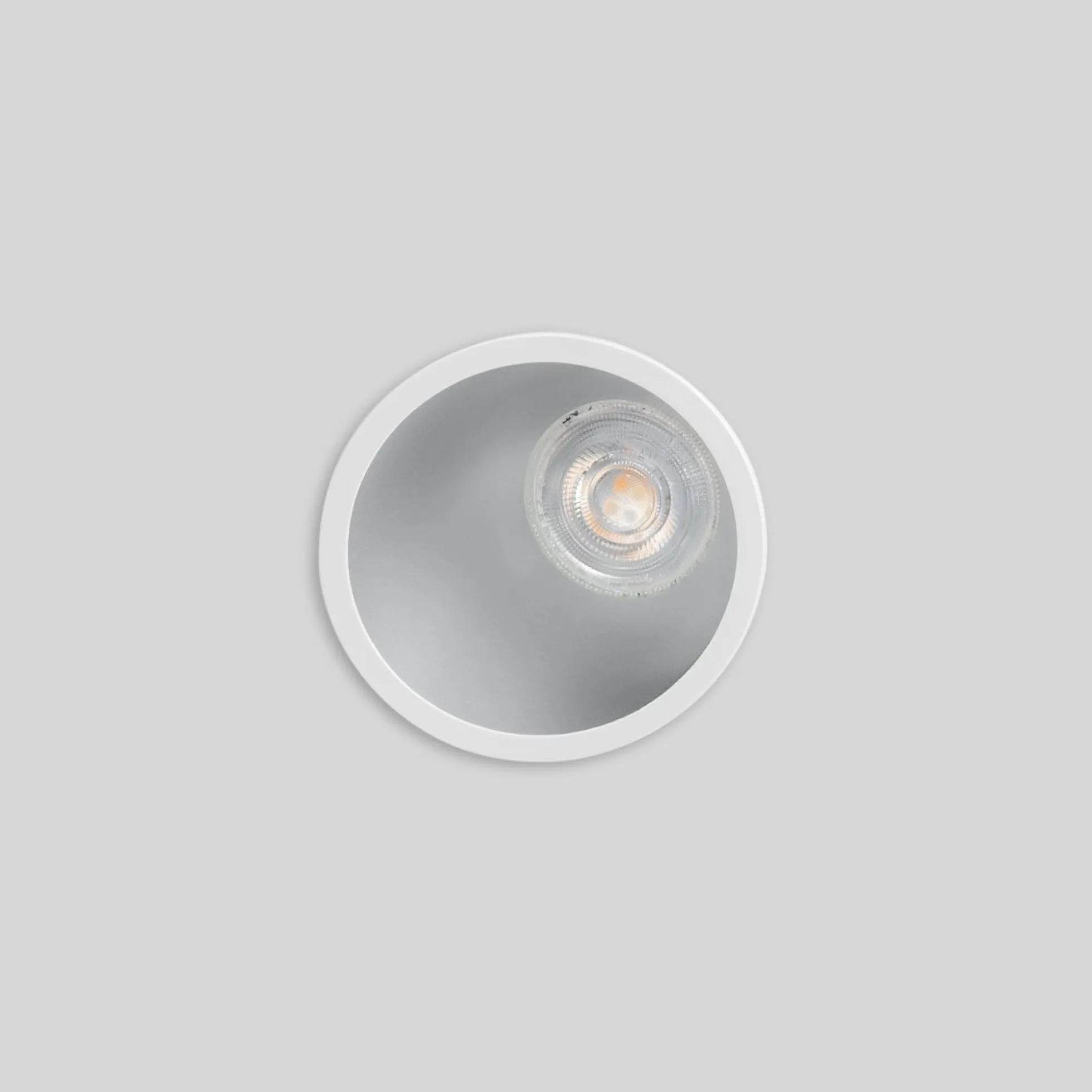 Aro downlight redondo asimétrico - Bajo UGR - Corte Ø85mm
