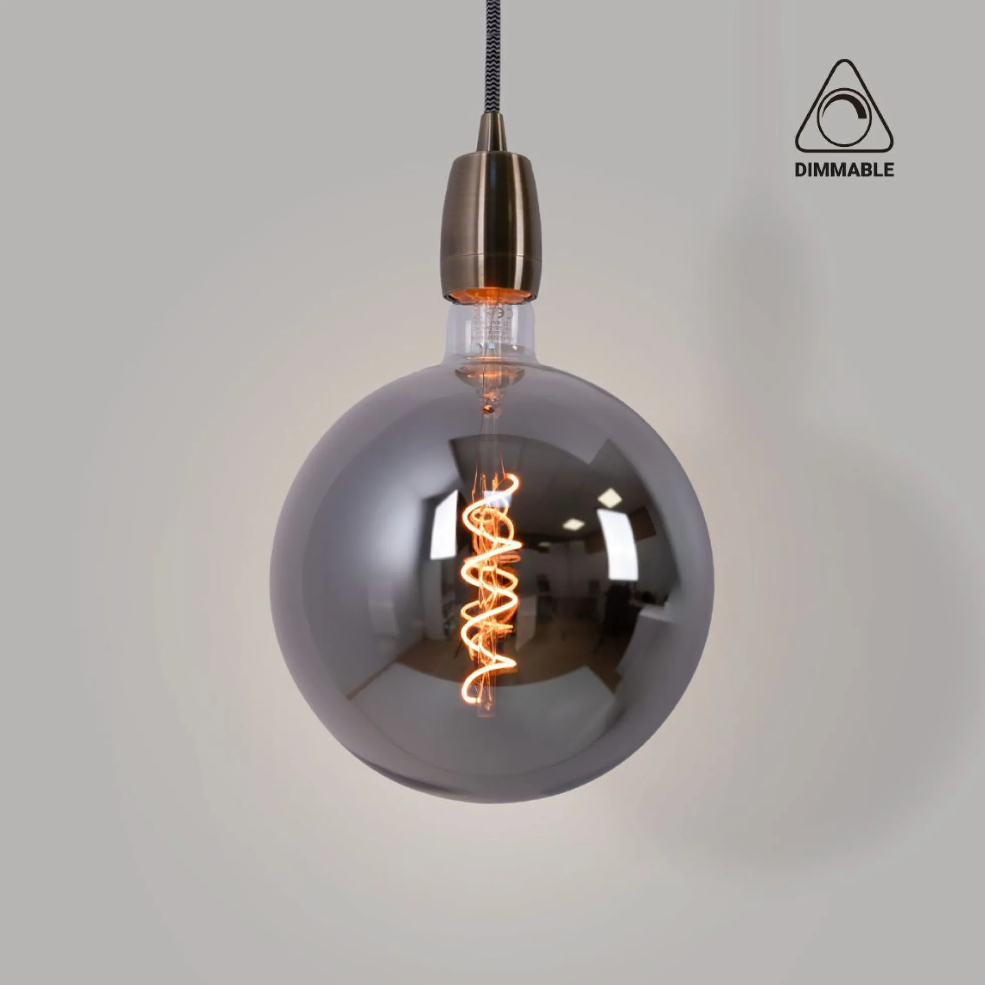Bombilla decorativa globo filamento con tinte ahumado "Smoky" E27 G200 - Regulable - 4W - 1800K