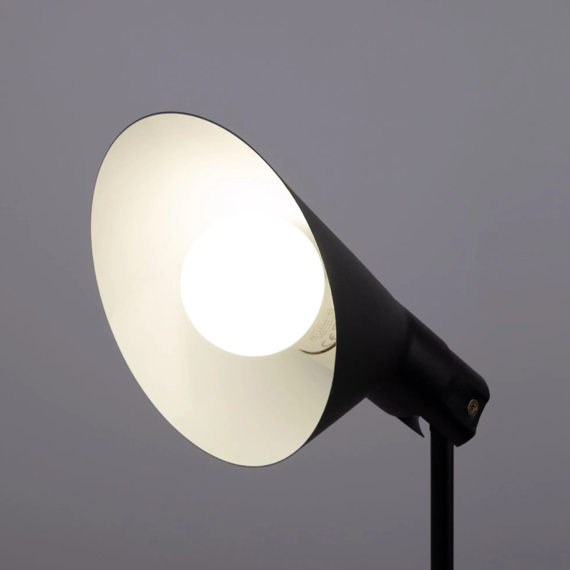 Bombilla LED E27 A60 - 9W