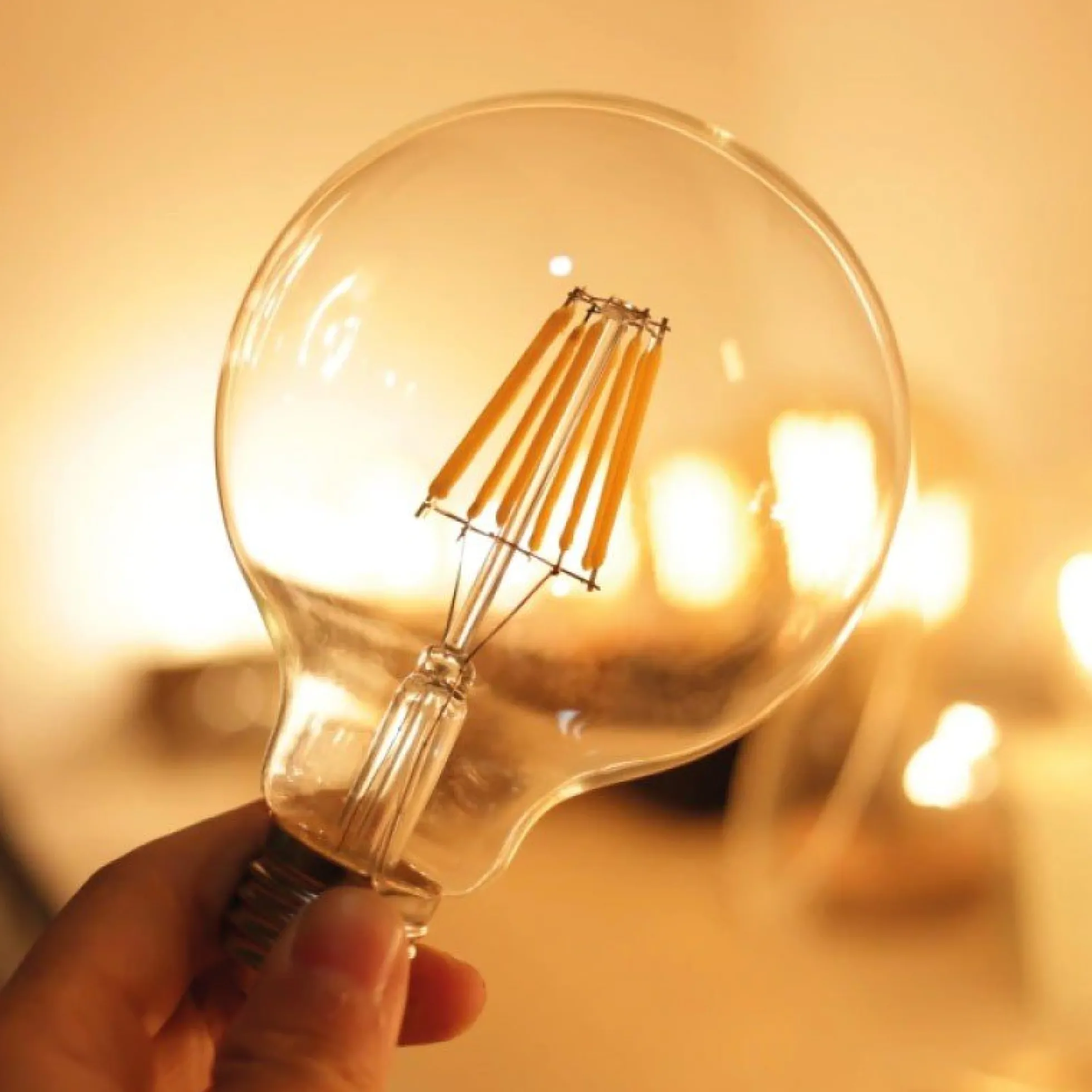Bombilla LED filamento E27 G95 - 8W