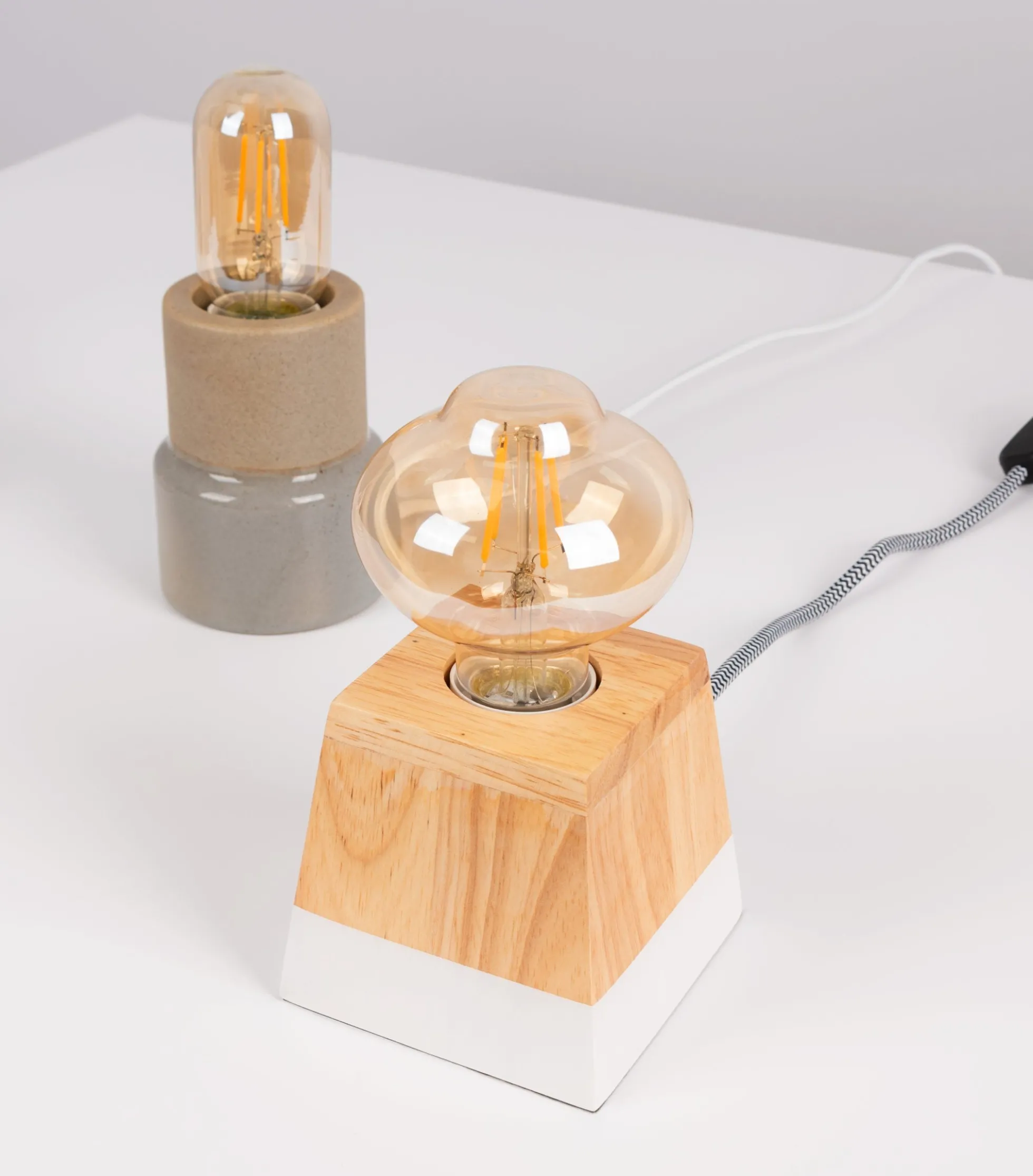 Bombilla LED filamento E27 T45 - 4W - Vintage - 2200K