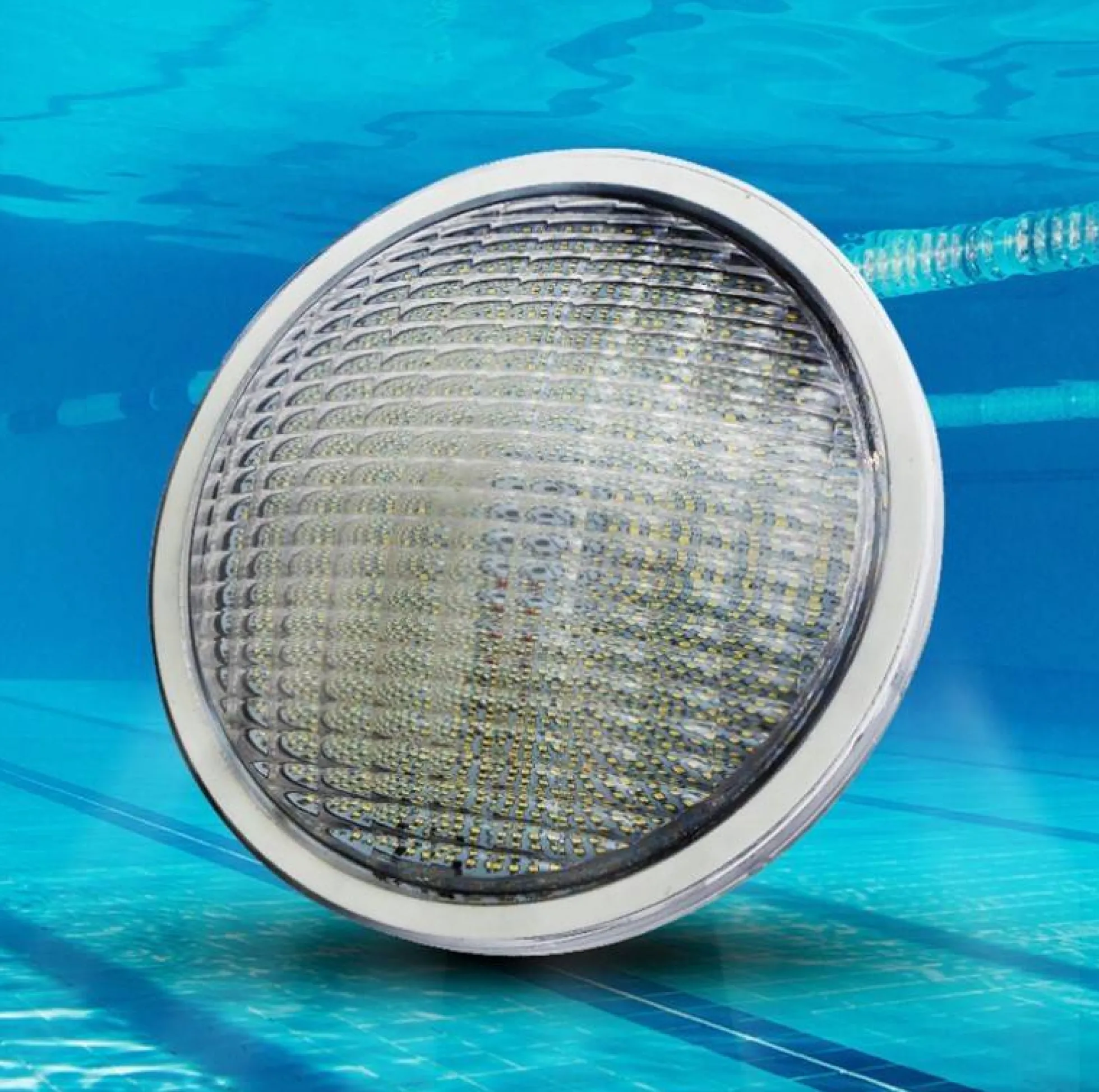 Bombilla LED para piscina sumergible PAR56 12V AC - 24W - IP68