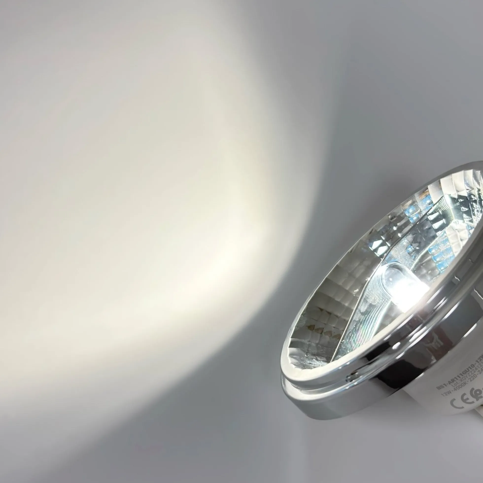 Bombilla LED Regulable - AR111 GU10 - 12W - 975lm