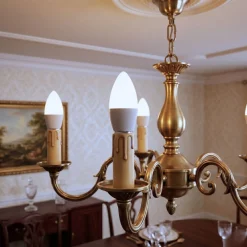 Bombilla vela LED E27 C37 4.5W — Opal | Disponible en luz cálida, neutra y fría