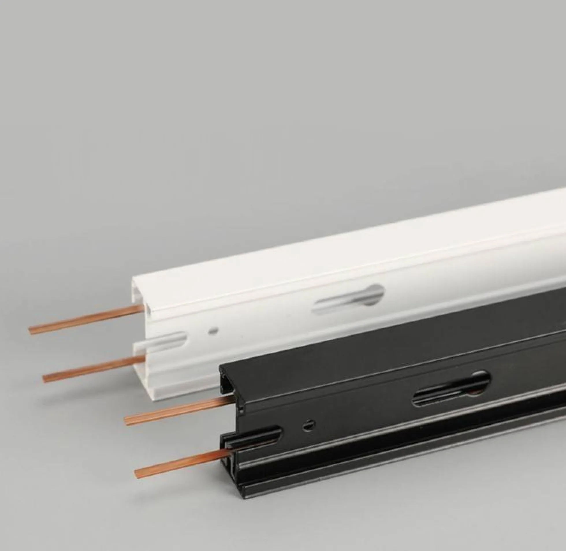 Carril electrificado monofásico de superficie para focos LED - barra 2 metros