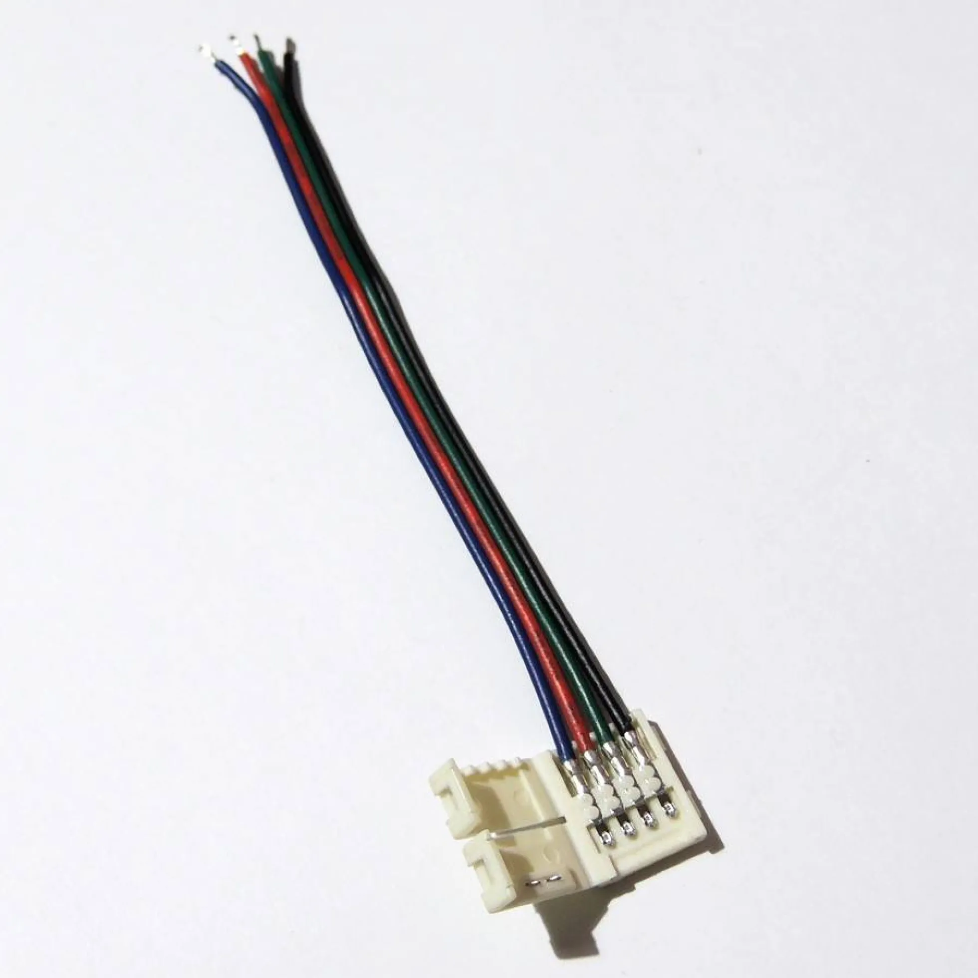 Conector de Tira LED 12V RGB 1 cm a cable
