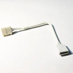 Conector de Tira RGB 12V a controlador de 4 pins