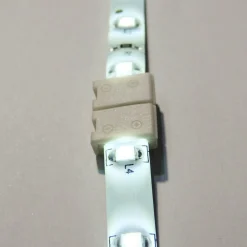 Conector para tiras LED 12V monocolor 8mm directo sin cable