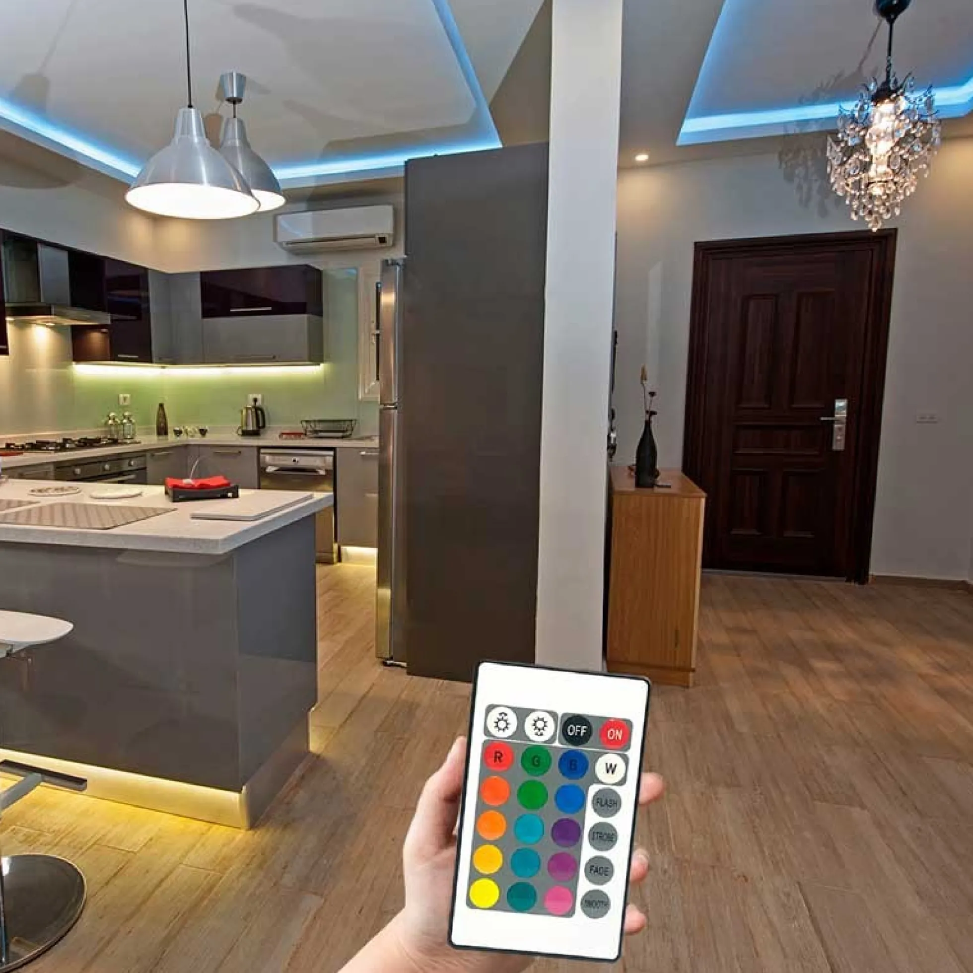 Controlador Tira LED RGB 2 Amp por canal, Control Remoto IR 24 Teclas