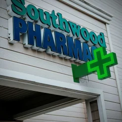Cruz de farmacia LED monocolor verde - 50x50cm - Doble cara - Exterior