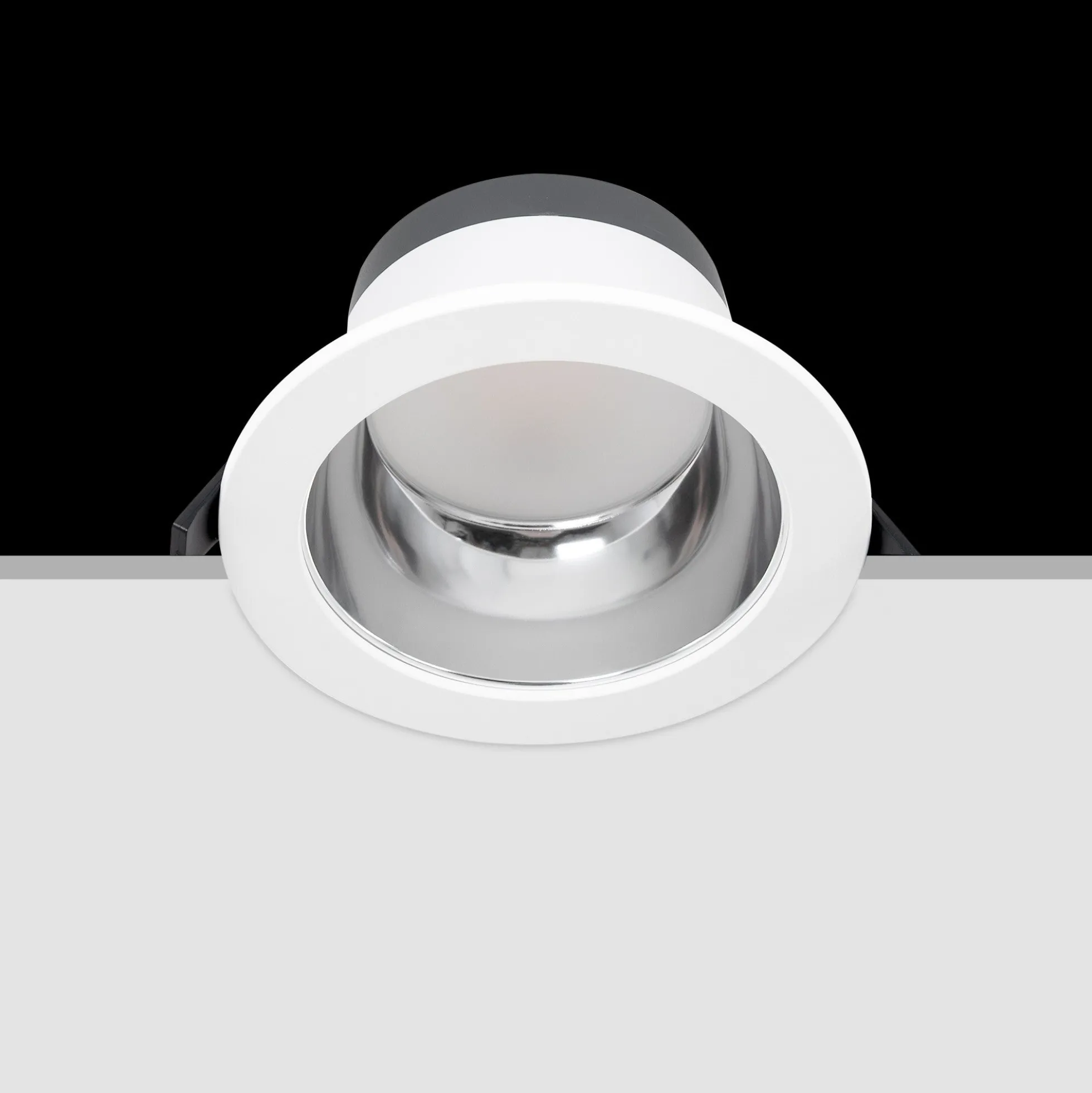Downlight LED IP44 potencia ajustable 10W/15W/20W - CCT - 100lm/W - Corte Ø 150mm