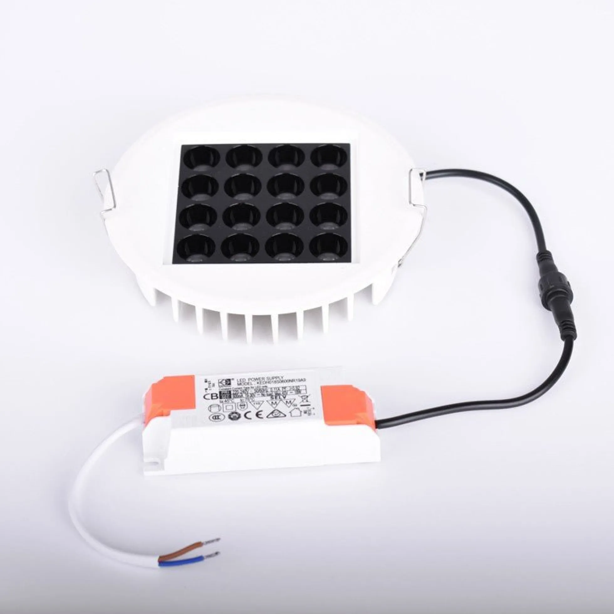 Downlight Led 18W 24º UGR18 Chip Osram