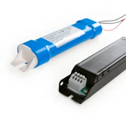 Driver LED para emergencia - Salida 3W - 3h autonomía - Luz 24/100W