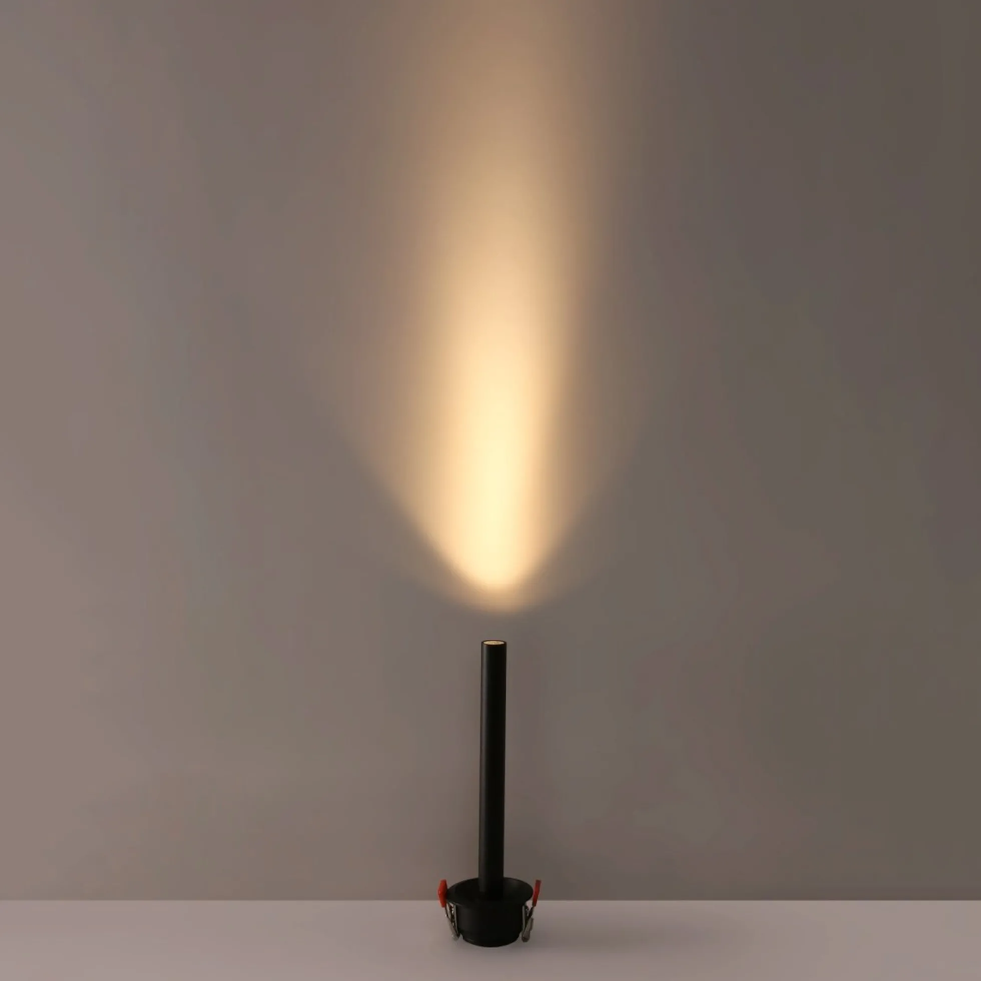 Foco de techo LED empotrable 3W - Extensible 500mm - Orientable - Chip OSRAM - 2700K