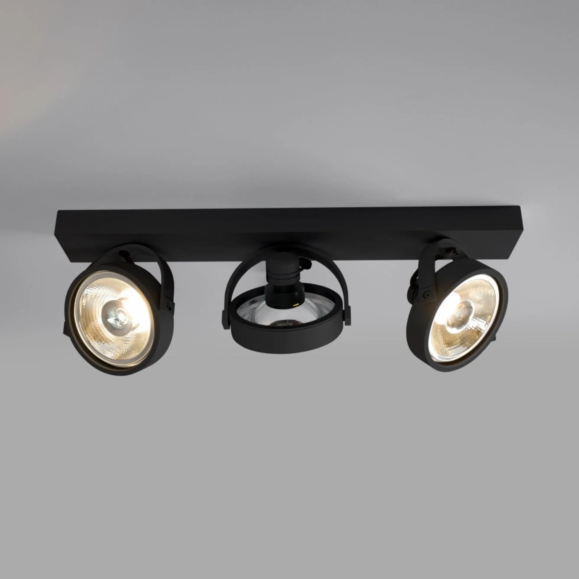 Foco de techo triple orientable "IRIS" + 3 bombillas AR111 GU10