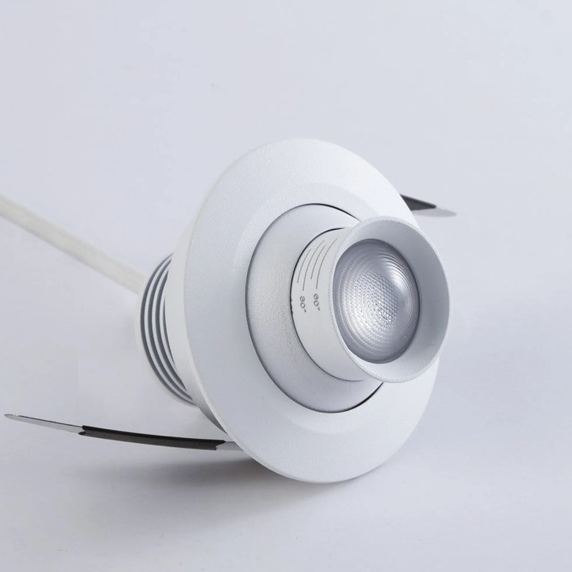Foco empotrable LED con zoom - Orientable - Chip Cree - 2700K - 3W