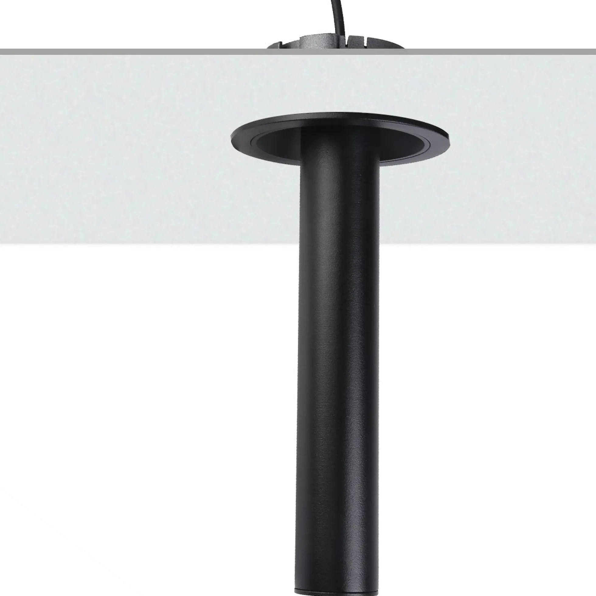 Foco LED empotrable orientable "ALAI" - Zoom - 200mm - 2800K - LED COB - chip Cree - 7W