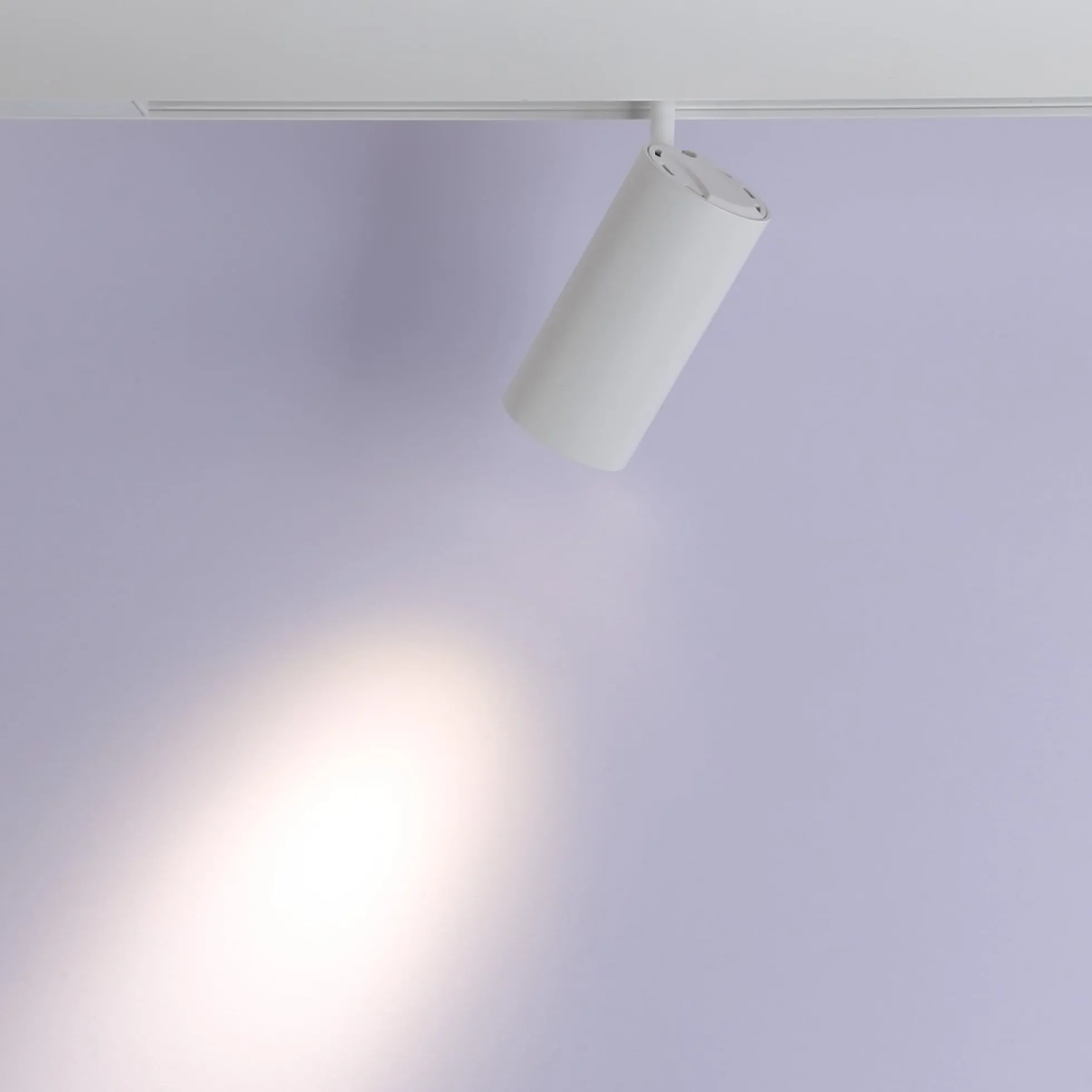 Foco LED para carril magnético 48V - 18W