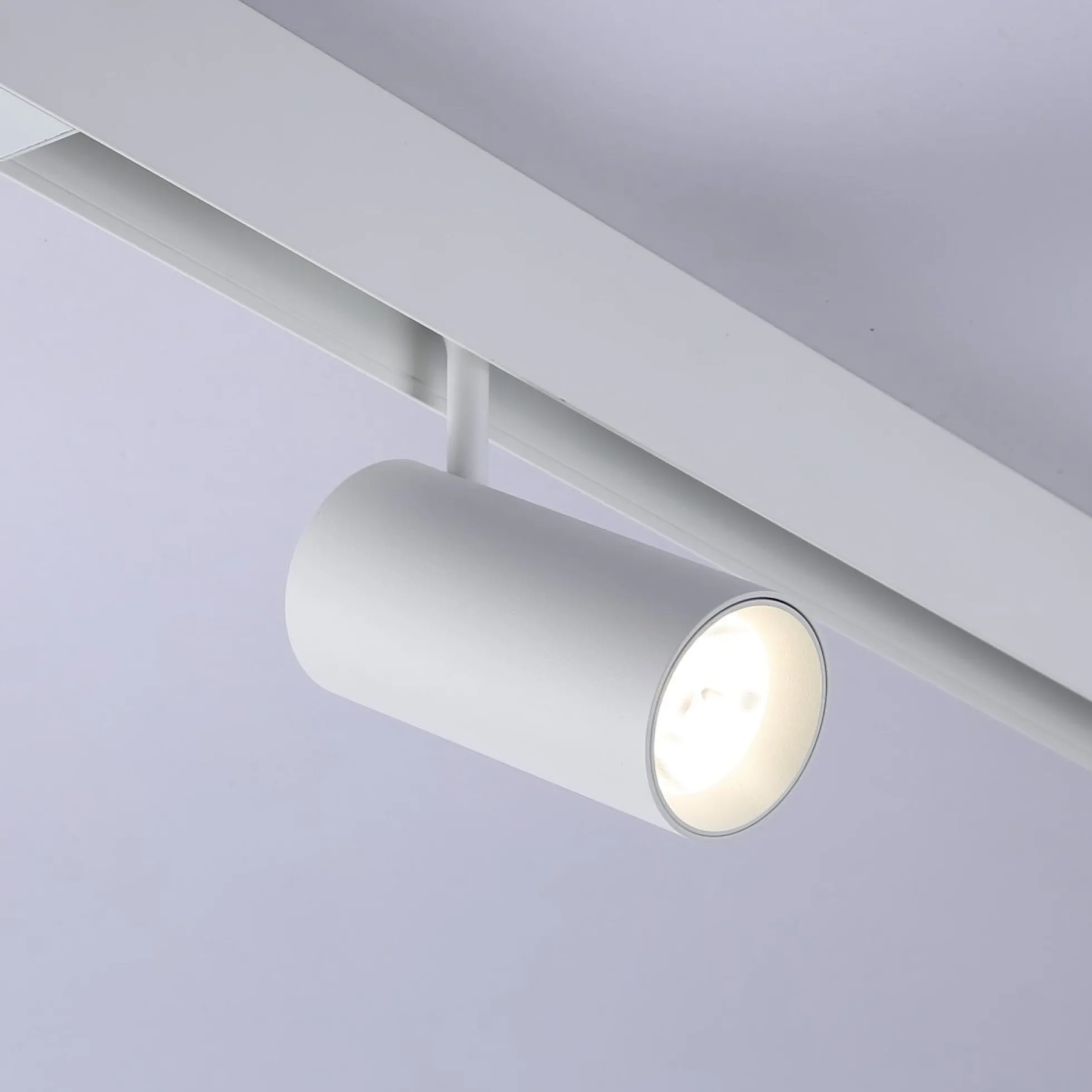 Foco LED para carril magnético 48V - 18W
