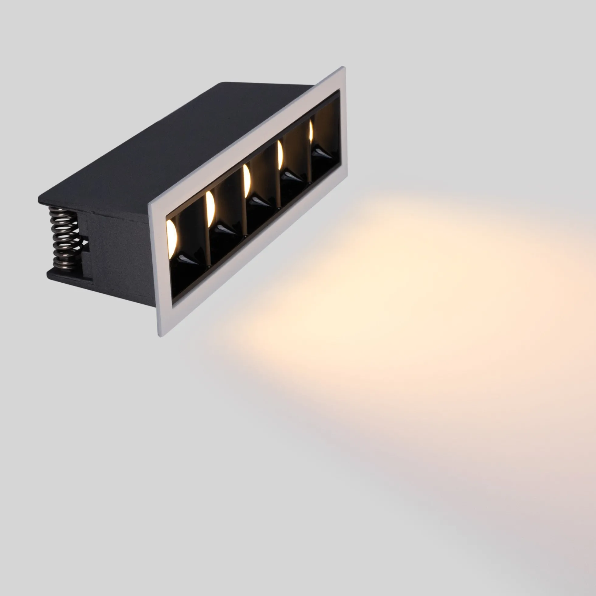Foco lineal LED empotrable 10W - Chip OSRAM - UGR18 - CRI90