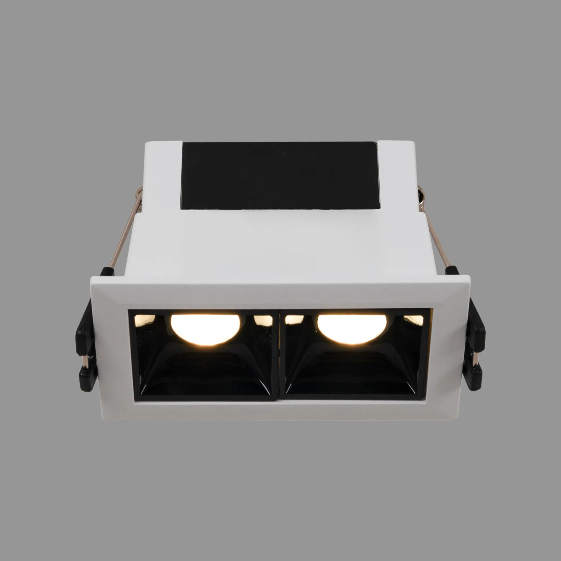 Foco lineal LED empotrable 4W - CCT - UGR18 - CRI90 - IP20