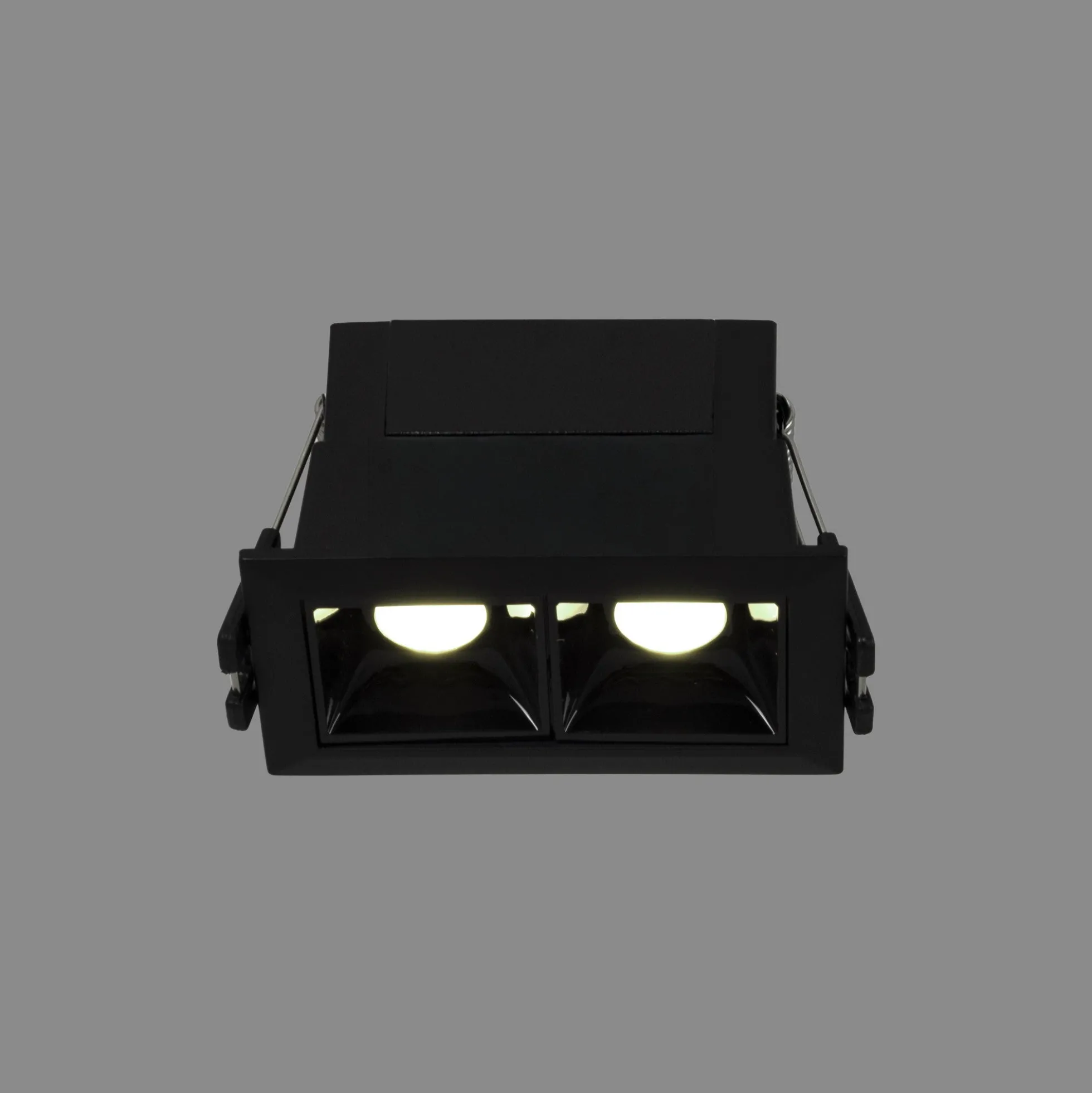 Foco lineal LED empotrable 4W - CCT - UGR18 - CRI90 - IP20