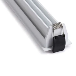 Foco lineal LED empotrable 20W - Orientable - UGR18 - CRI90 - Chip OSRAM - 2800K