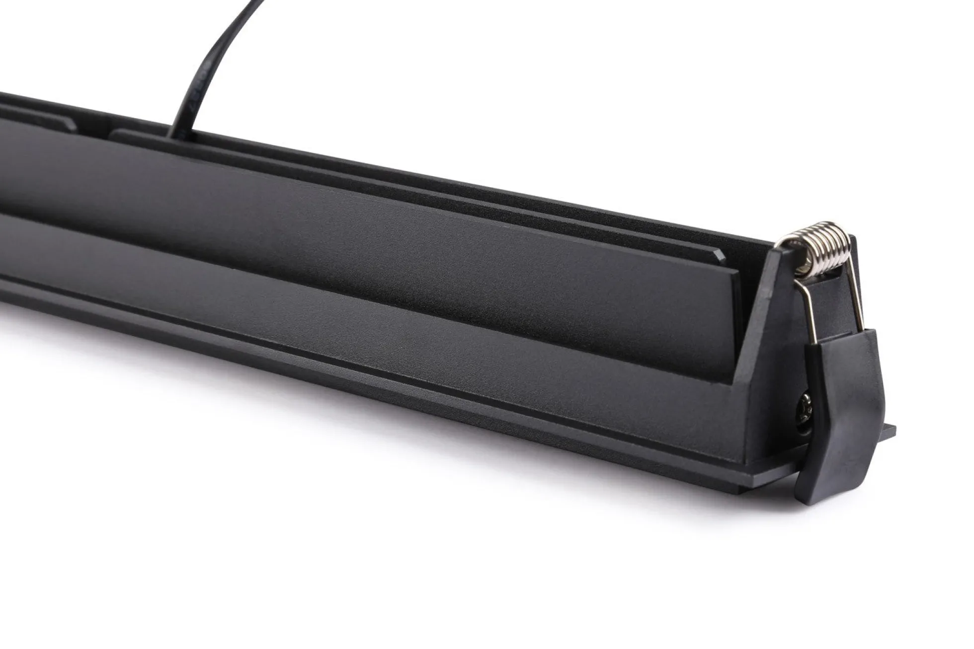 Foco lineal LED empotrable 20W - Orientable - UGR18 - CRI90 - Chip OSRAM - 2800K