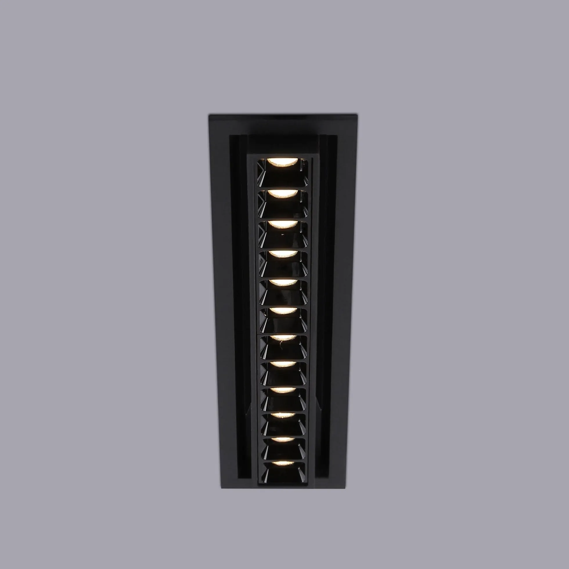 Foco lineal LED empotrable 20W - Orientable - UGR18 - CRI90 - Chip OSRAM - 2800K