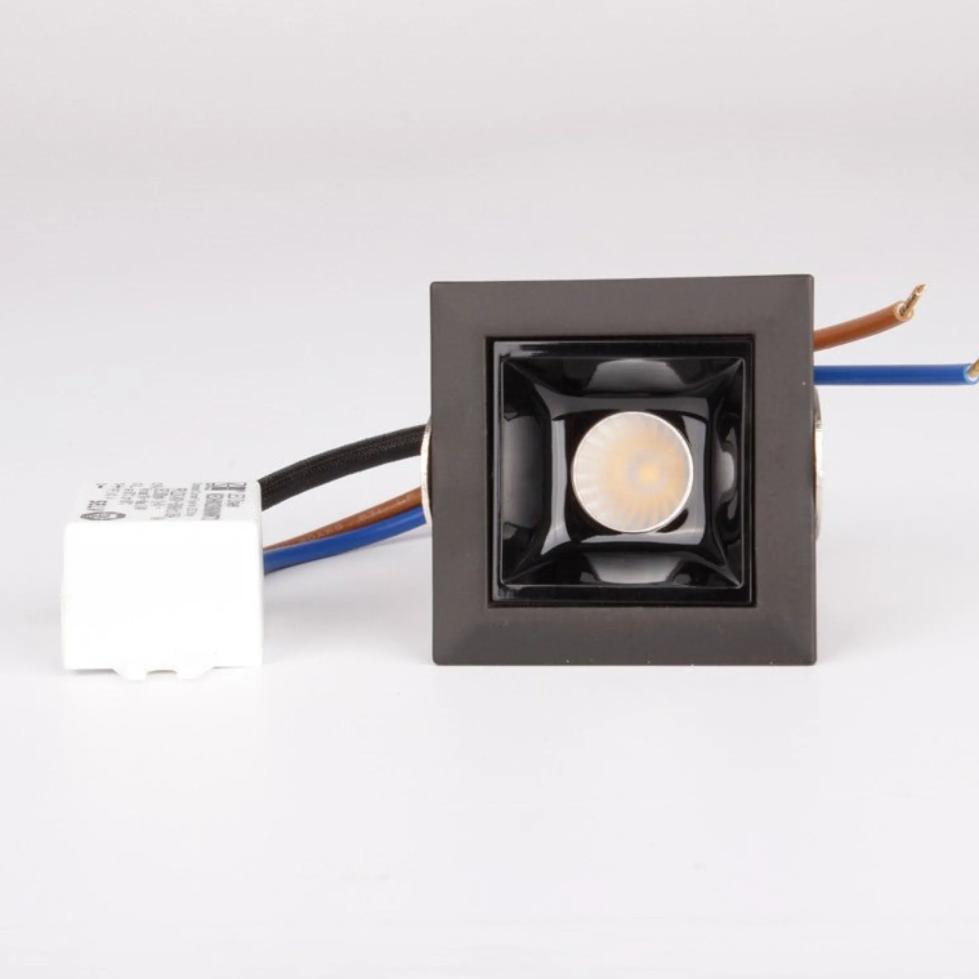 Foco lineal LED empotrable 2W - UGR18 - CRI90 - Chip OSRAM