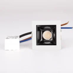 Foco lineal LED empotrable 2W - UGR18 - CRI90 - Chip OSRAM