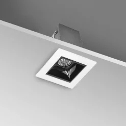 Foco lineal LED empotrable 2W - UGR18 - CRI90 - Chip OSRAM