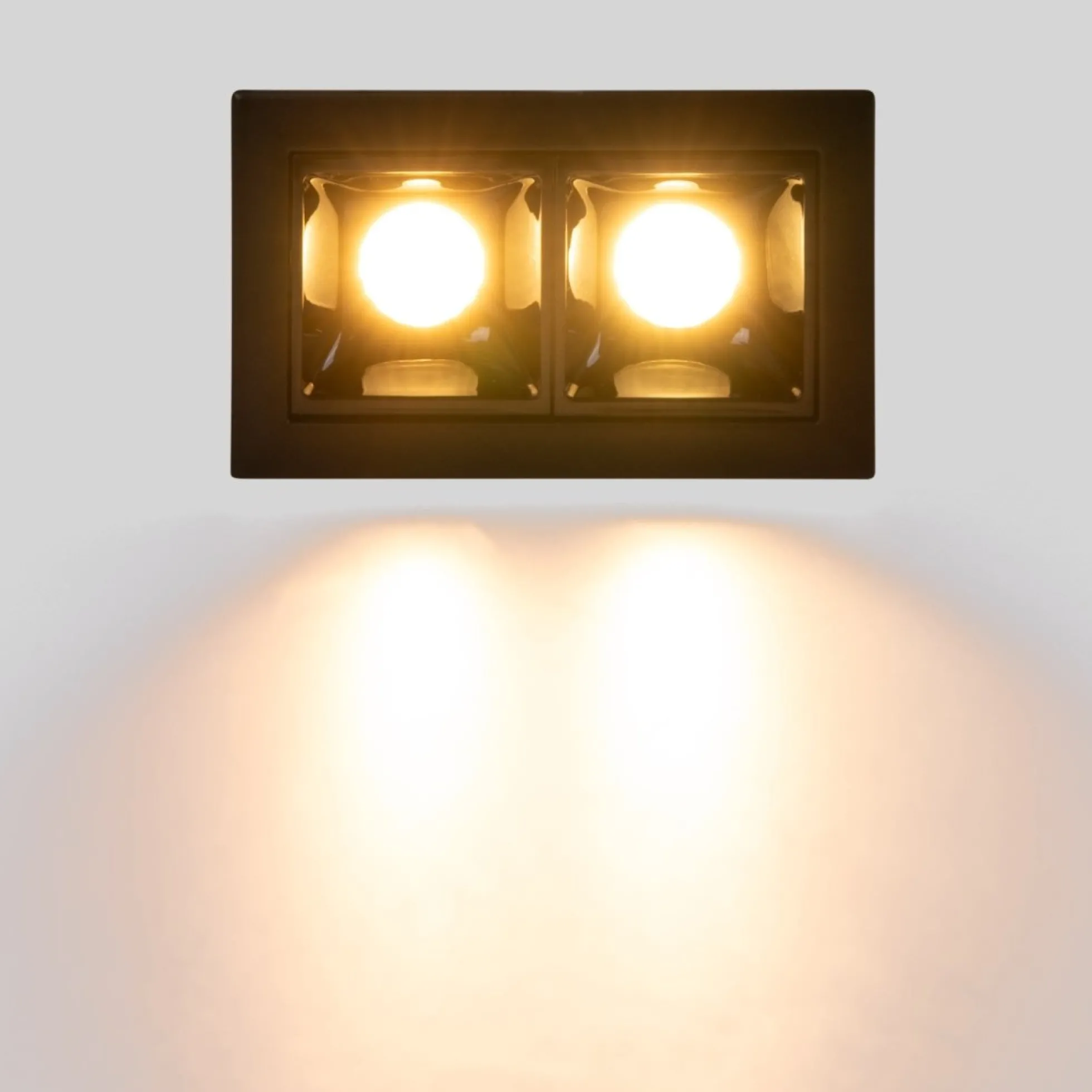 Foco lineal LED empotrable 4W - UGR18 - CRI90 - Chip OSRAM