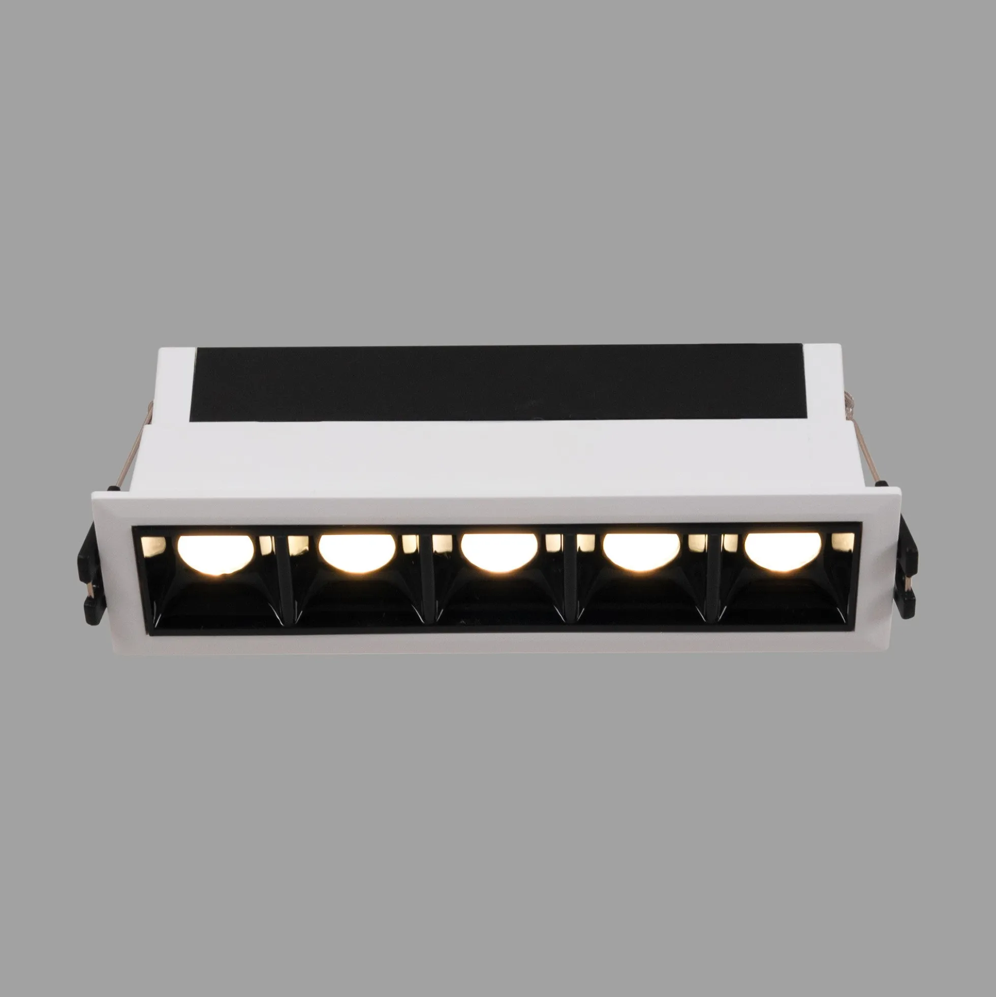Foco lineal LED empotrable 7W - UGR18 - CRI90 - Driver LIFUD