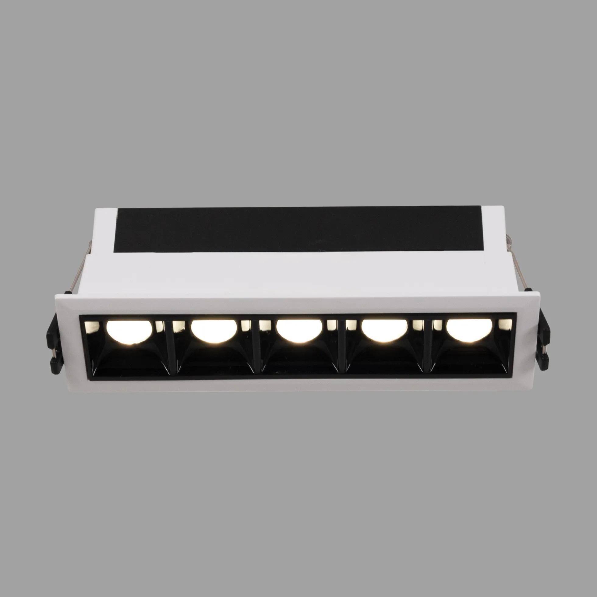 Foco lineal LED empotrable 7W - UGR18 - CRI90 - Driver LIFUD