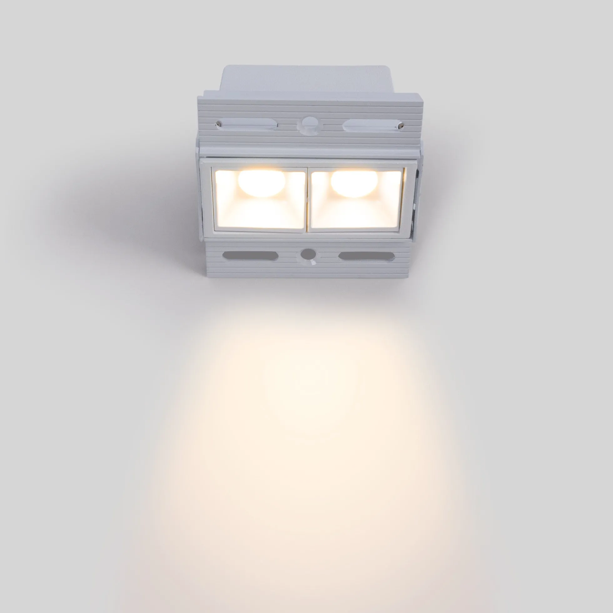 Foco lineal LED trimless / integración - 4W - UGR18 - CRI90