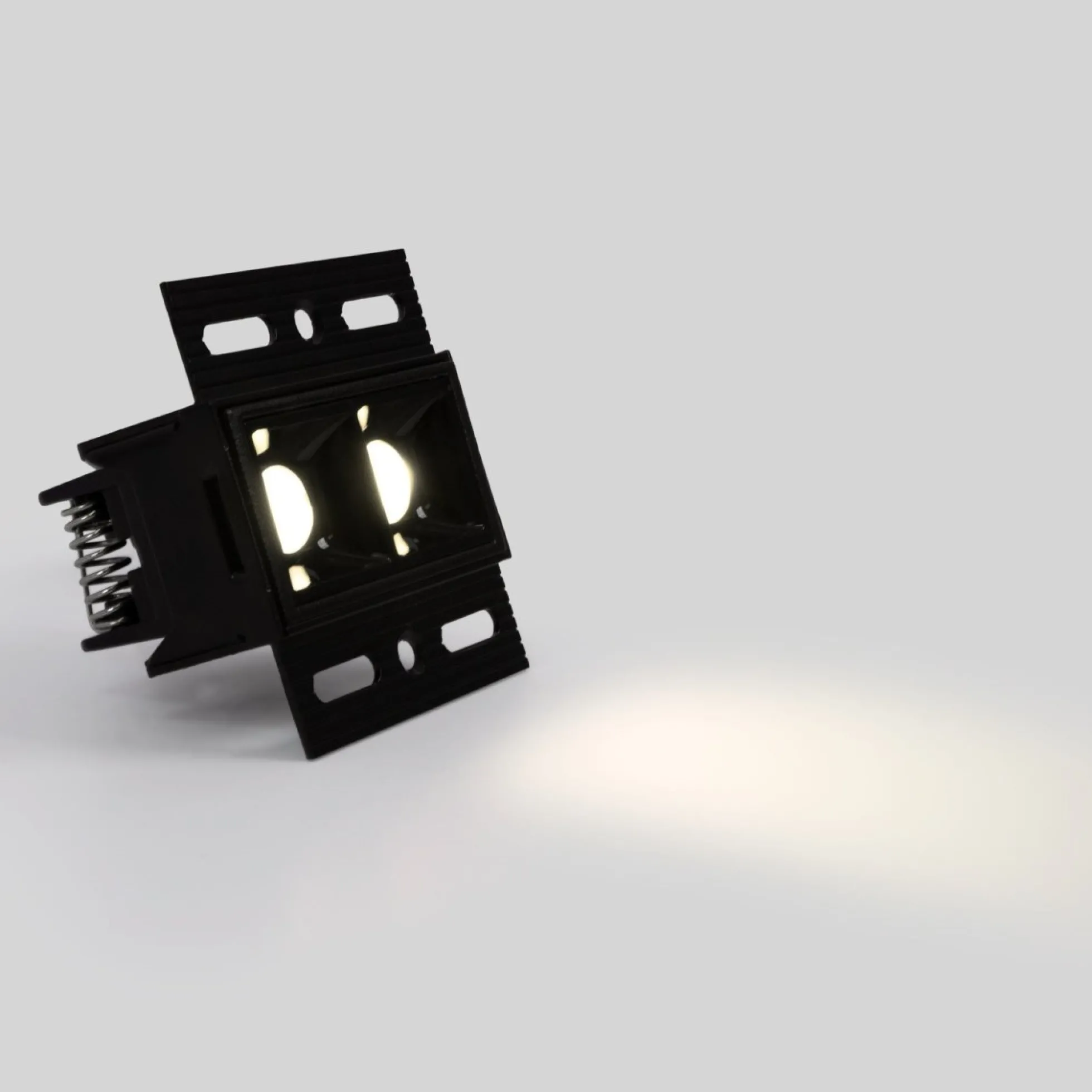 Foco lineal LED trimless / integración - 4W - UGR18 - CRI90