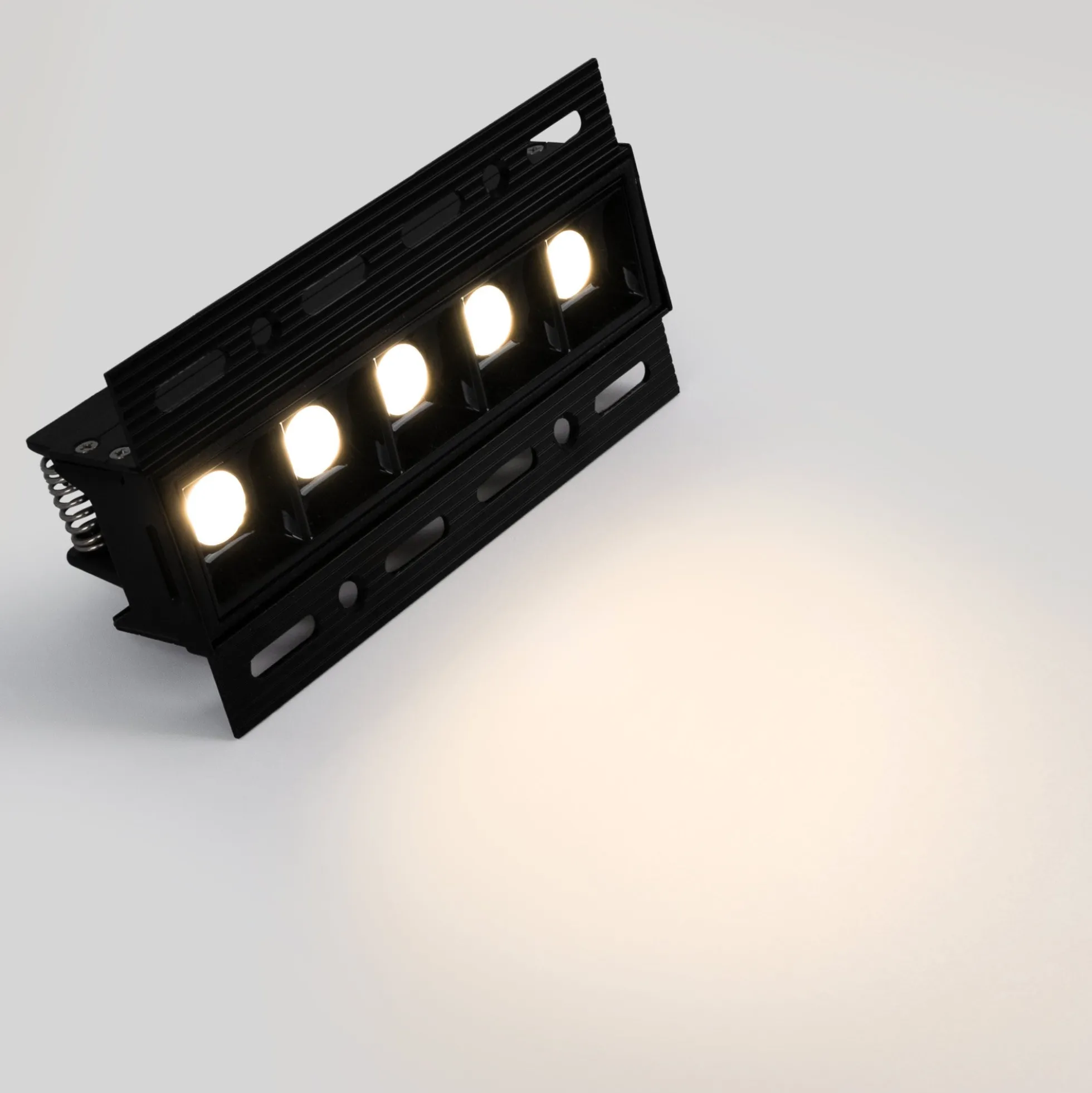 Foco lineal LED trimless / integración - 12W - UGR18 - CRI90