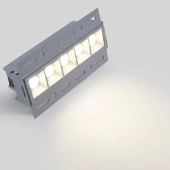 Foco lineal LED trimless / integración - 12W - UGR18 - CRI90