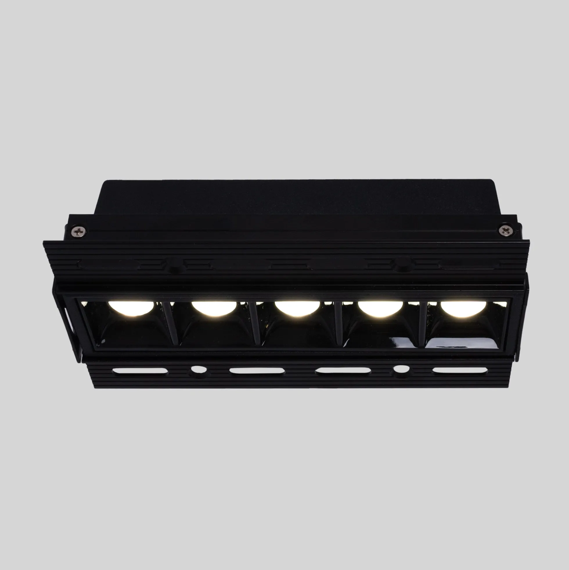 Foco lineal LED trimless / integración - 12W - UGR18 - CRI90