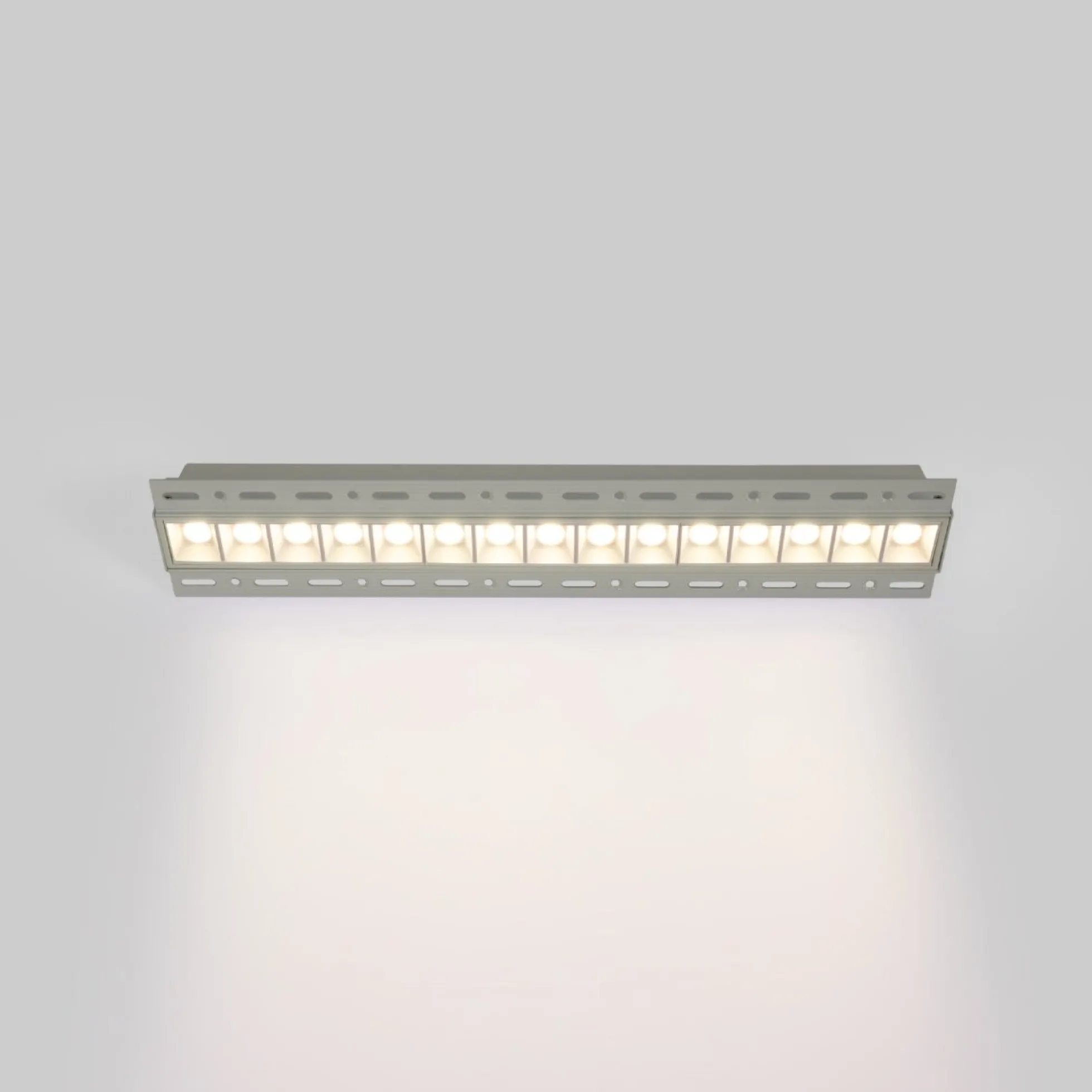 Foco lineal LED trimless / integración - 30W - UGR18 - CRI90