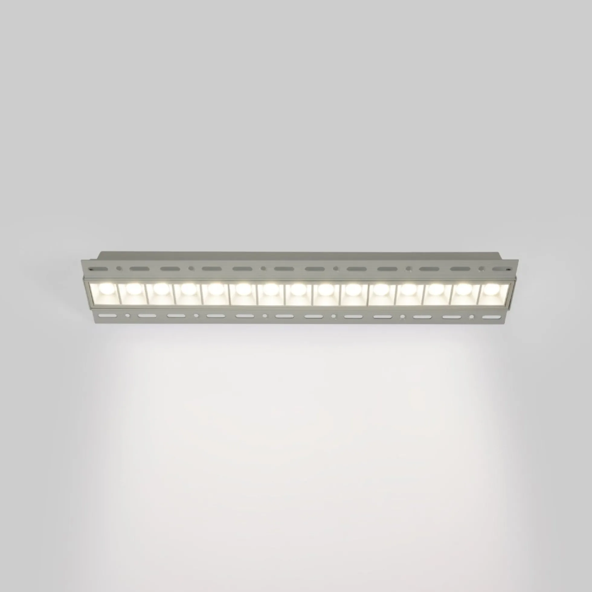 Foco lineal LED trimless / integración - 30W - UGR18 - CRI90