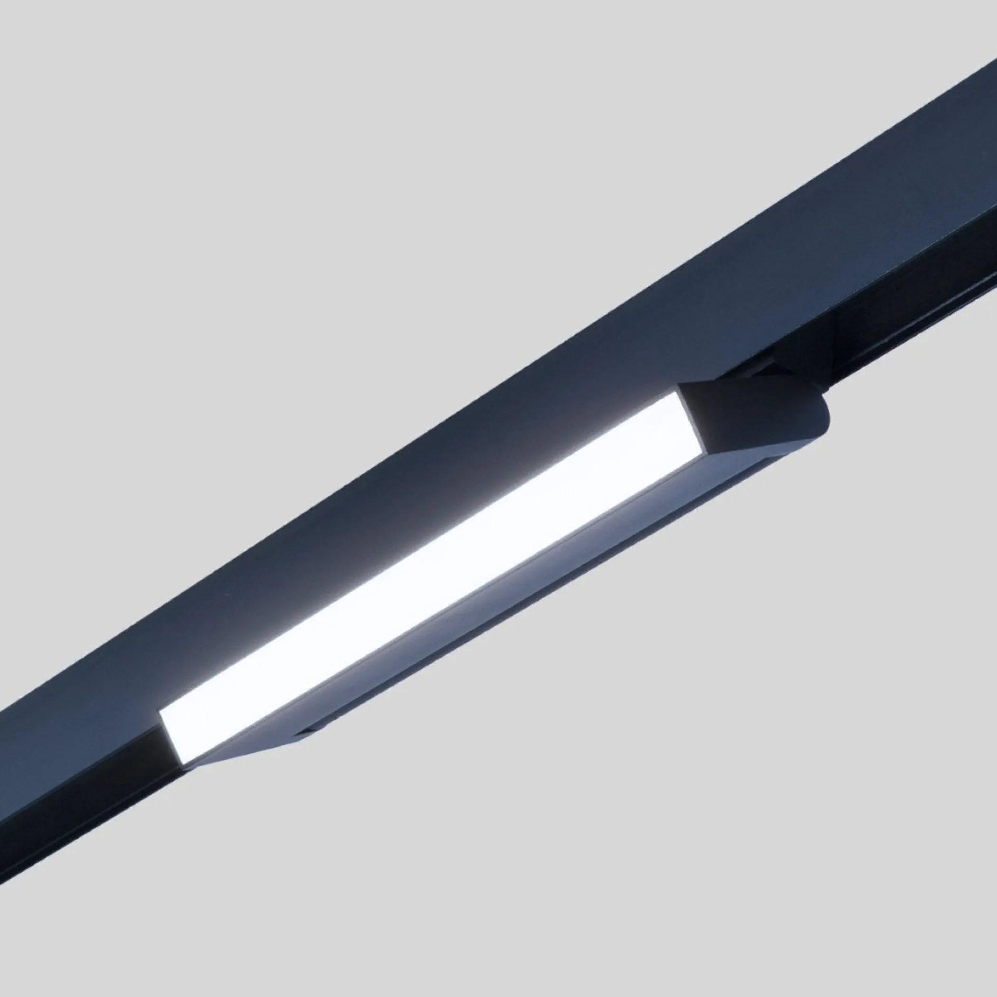 Foco lineal opal orientable carril magnético 48V CCT - 12W - Regulación DALI-2