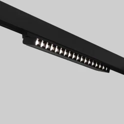Foco lineal orientable para carril magnético 48V CCT - 18W - Regulación DALI-2 - UGR18