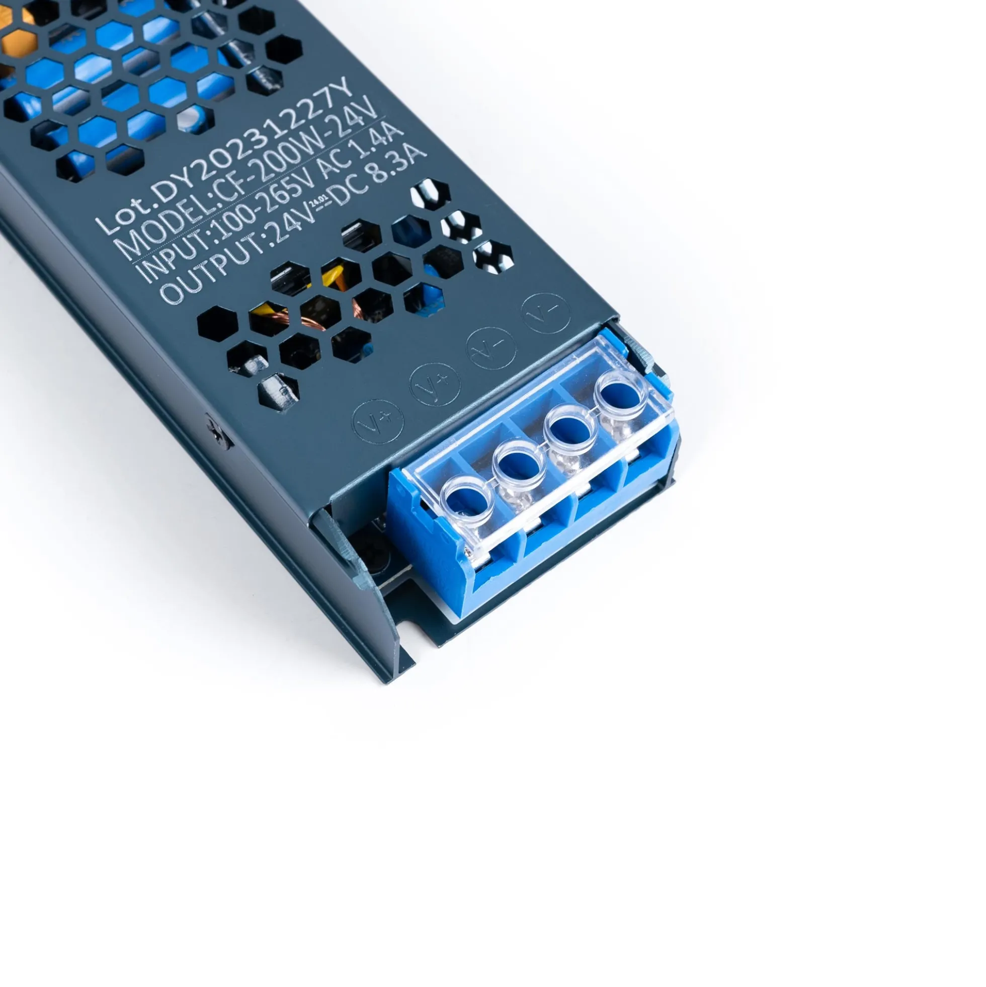 Fuente de alimentación Slim 200W 24V - 8.3A - IP20